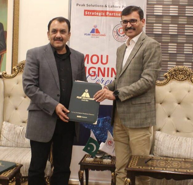 Read more about the article Lahore Press Club and Peak Solutions Group Sign Major Educational Partnership with Support of The Advocate Post